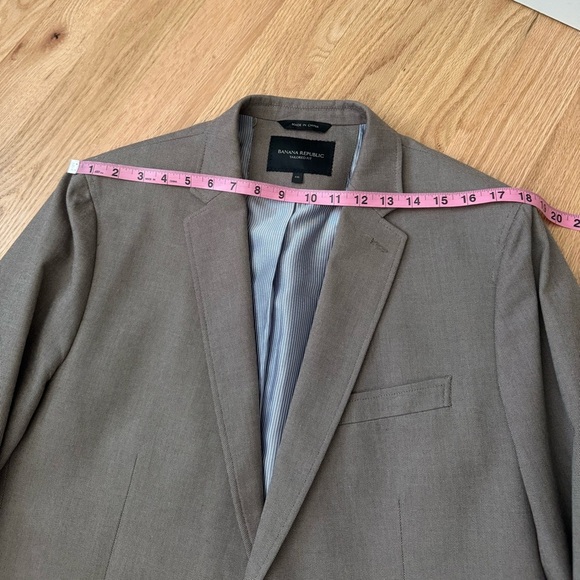 Banana Republic 100% Cotton Tailored Fit Sharkskin Taupe Blazer Men’s Size 44L - Picture 3 of 12